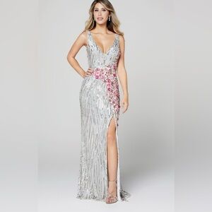 Beautiful Evening / Prom / Gown Dress Party